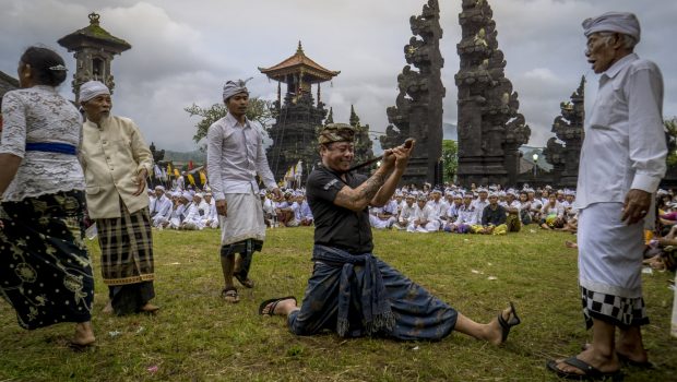 «Nyepi»: Το Μπαλί γιορτάζει την «ετήσια ημέρα σιωπής»