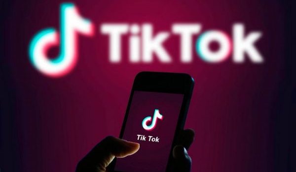 Γιατί οι χρήστες εγκαταλείπουν το TikTok - Τι συμβαίνει;