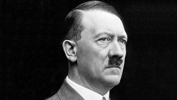 Έπασχε ο Χίτλερ από Πάρκινσον; - Ιστορικό βίντεο που «κρύβει» το χέρι του