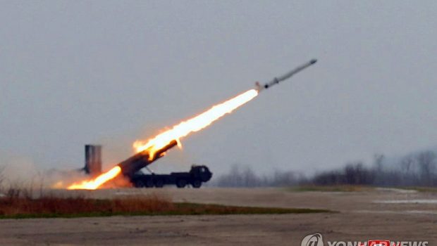 Βόρεια Κορέα: Νέες εκτοξεύσεις πυραύλων και για στρατηγικά όπλα