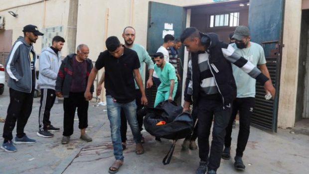 Γάζα: Η Κομισιόν ζητά διεξοδική έρευνα για το χτύπημα που σκότωσε 7 εργαζόμενους σε αμερικανική ΜΚΟ