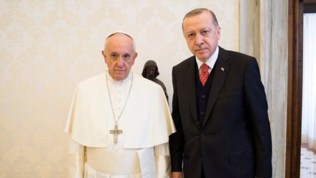 Επιστολή Ερντογάν στον Πάπα Φραγκίσκο - Τι του γράφει