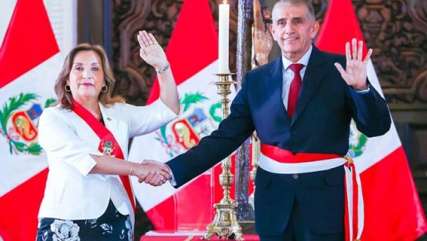 Περού: Παραιτείται ο υπουργός Εσωτερικών εν μέσω της έρευνας για τα ρολόγια Rolex της προέδρου