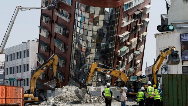 Σεισμός στην Ταϊβάν: Στους 10 οι νεκροί, πάνω από 650 εγκλωβισμένοι - Το κλειδί της γρήγορης αντίδρασης
