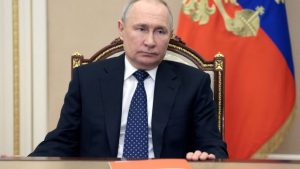 Βλαντιμίρ Πούτιν: Τι θα κάνει η Δύση με την ορκωμοσία του; - Κίεβο: Μην τον αναγνωρίζετε νόμιμο πρόεδρο