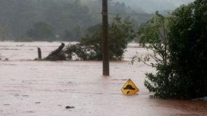 Βραζιλία: Τουλάχιστον 78 νεκροί και 105 αγνοούμενοι από τις πλημμύρες - Το μόνο που ακούγαμε ήταν «βοήθεια»
