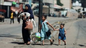 Γάζα: Περίπου 600.000 Παλαιστίνιοι έχουν εκτοπιστεί από τη Ράφα το τελευταίο δεκαήμερο