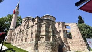 Ελπιδοφόρος για τη Μονή της Χώρας: Ο Ερντογάν «κατακτά μνημεία, συνδέει θρησκεία-βία για πολιτικά συμφέροντα»