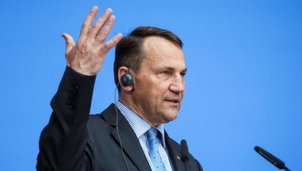 «Η Ευρώπη χρειάζεται επανεξοπλισμό για να αντιμετωπίσει τη Ρωσία», λέει ο Πολωνός ΥΠ.ΕΞ