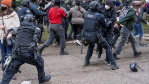ΗΠΑ: Όργιο καταστολής στις πανεπιστημιουπόλεις - Πάνω από 2.000 συλλήψεις φιλοπαλαιστίνιων διαδηλωτών