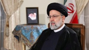 Ιράν: Ποια είναι η χήρα του προέδρου Ραϊσί που λέει ότι είναι πράξη βίας να σπουδάζουν οι γυναίκες