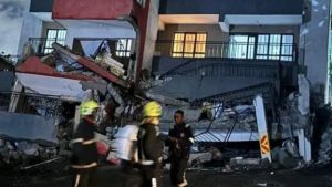 Κένυα: Κατέρρευσε πενταώροφο κτίριο - Αγνοούνται γυναίκα και τρία παιδιά