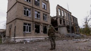 Ουκρανία: Αρθρο-κόλαφος πρώην αξιωματούχου των ΗΠΑ για τους «αέναους πολέμους μας»