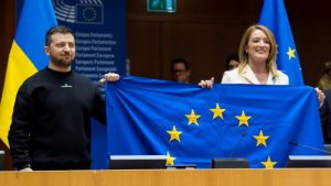 Ουκρανία: Ο Ζελένσκι ανακοίνωσε ενταξιακές συνομιλίες με την ΕΕ τον Ιούνιο - Παράταση γενικής επιστράτευσης