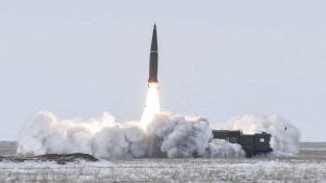 Ρωσία: Άρχισαν οι στρατιωτικές ασκήσεις της - Θα γίνει κι εκπαίδευση γύρω από πυρηνικά όπλα