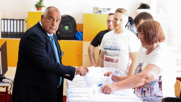 Βουλγαρία: Προβάδισμα Μπορίσοφ με 26% - Τι δείχνουν τα exit polls