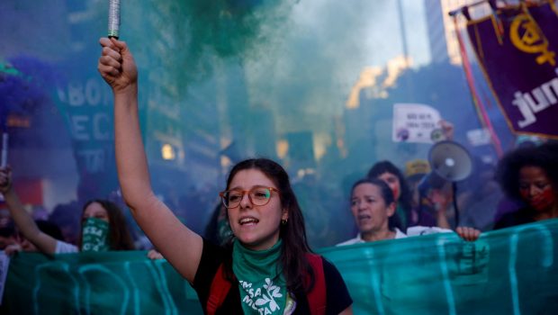 Βραζιλία: Αυστηρότερες ποινές σε γυναίκες που ζητούν άμβλωση παρά στους βιαστές
