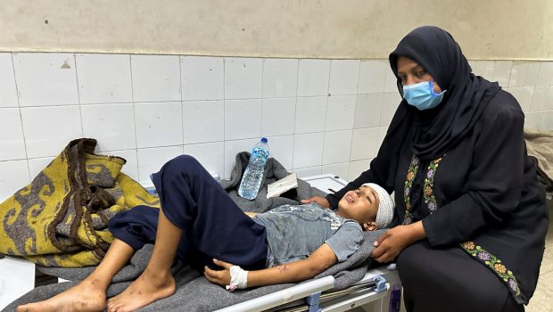 Γάζα: «Καταστροφή» στη Λωρίδα την ώρα που οι διαμεσολαβητές εξετάζουν την απάντηση της Χαμάς για τη συμφωνία