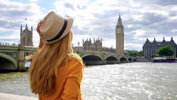 Λονδίνο: Γιατί οι τουρίστες δεν ψωνίζουν πια