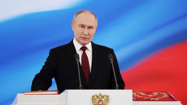 Ρωσία: Ο Πούτιν απειλεί να αναπτύξει πυραύλους σε απόσταση βολής από τη Δύση