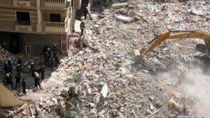 Αίγυπτος: Τουλάχιστον 14 νεκροί από την κατάρρευση πολυκατοικίας