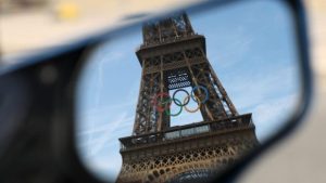 Γαλλία: Καλλιτέχνες απειλούν να τινάξουν στον αέρα την τελετή έναρξης των Ολυμπιακών Αγώνων
