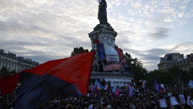 Εκλογές στη Γαλλία: Ανακουφισμένοι οι Γάλλοι ψηφοφόροι με την έκβαση των εκλογών - Οι πρώτες αντιδράσεις