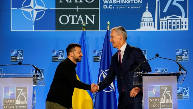 Καρλ-Χάιντς Καμπ: Η Ουκρανία είναι η πρώτη πρόκληση για το ΝΑΤΟ