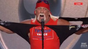 Ντόναλντ Τραμπ: Στο πλευρό του ο Hulk Hogan - Τον αποκάλεσε «ήρωά του» και «μονομάχο»