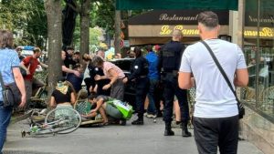 Παρίσι: Αυτοκίνητο παρέσυρε θαμώνες καφετέριας - Ένας νεκρός, τουλάχιστον δύο τραυματίες σε κρίσιμη κατάσταση