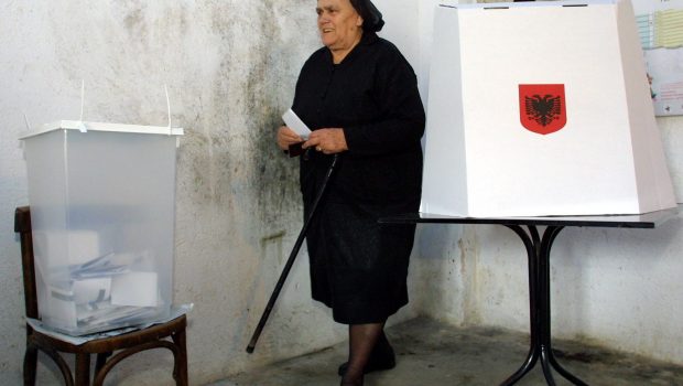 Εκλογές στη Χειμάρρα: Έκλεισαν οι κάλπες - Ήταν η μεγαλύτερη προσέλευση ψηφοφόρων από το 2015