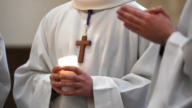 Ιταλία: Δύο ιερείς κατηγορούνται ότι κακοποίησαν σεξουαλικά δύο άνδρες - Προσπάθησαν να εξαφανίσουν τις αποδείξεις