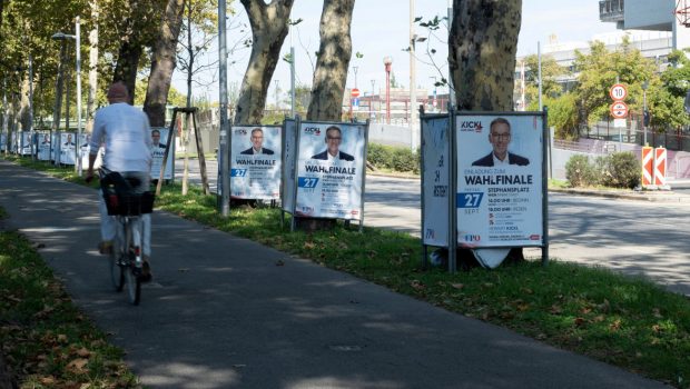 Φαβορί η Ακροδεξιά στην Αυστρία