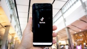 TikTok: Αγωγές από 14 Πολιτείες των ΗΠΑ - Βλάπτει την ψυχική υγεία των νεαρών χρηστών